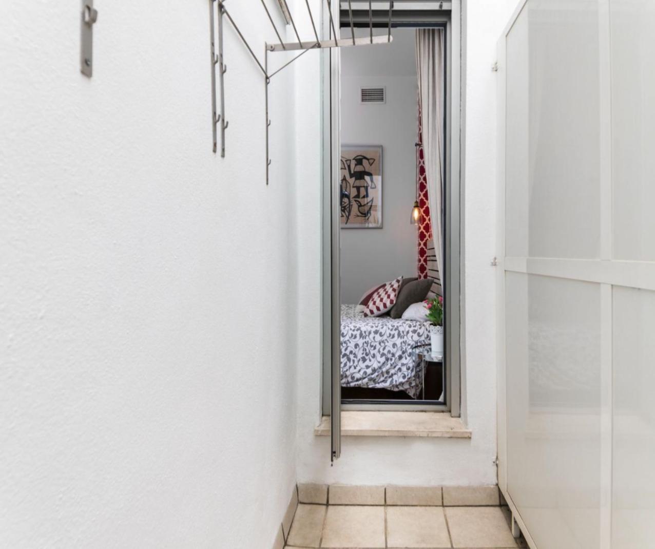 Apartamento a 5 min de calle Larios con parking Málaga Exterior foto